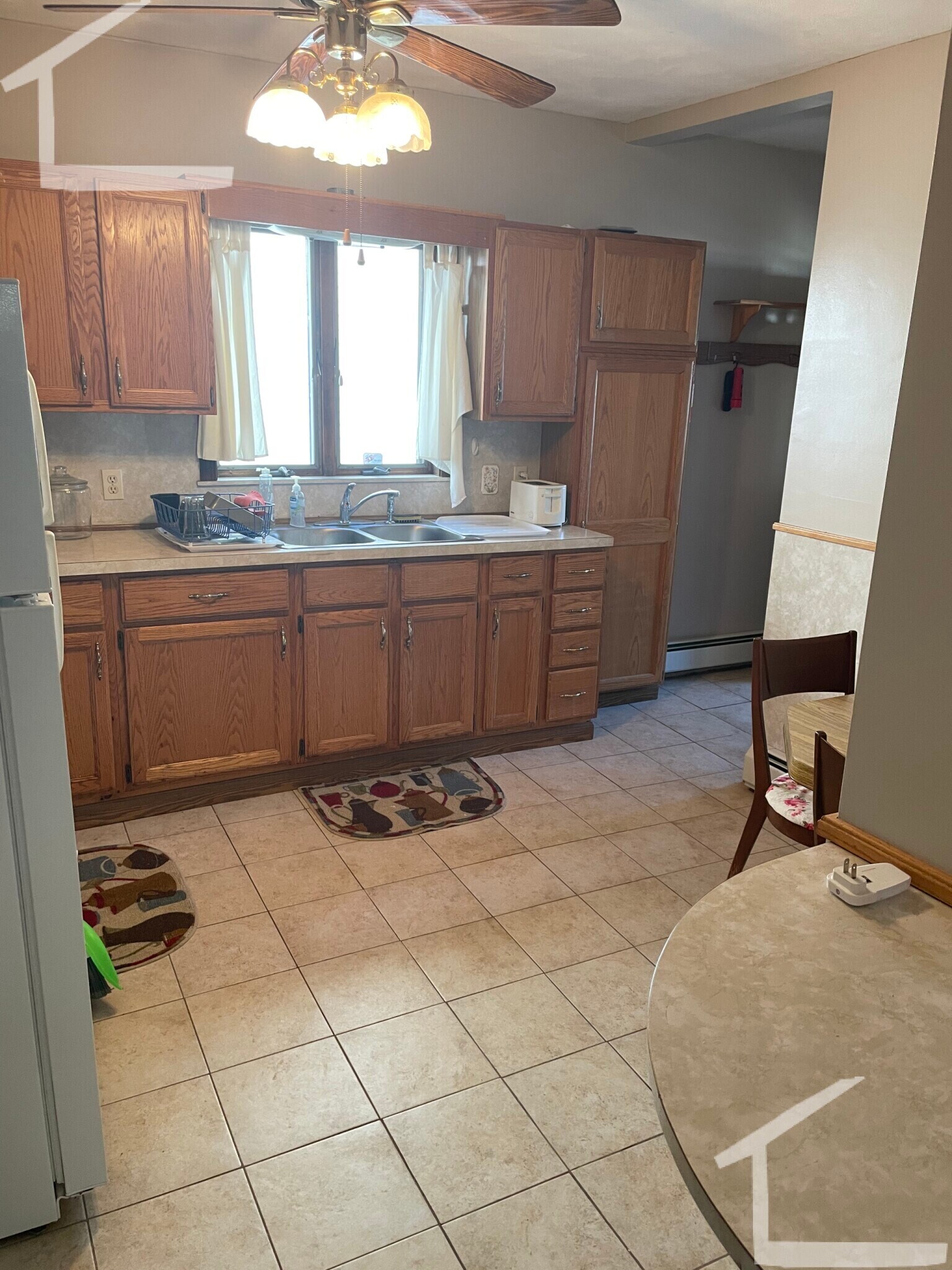 Building Photo - 120 College Ave