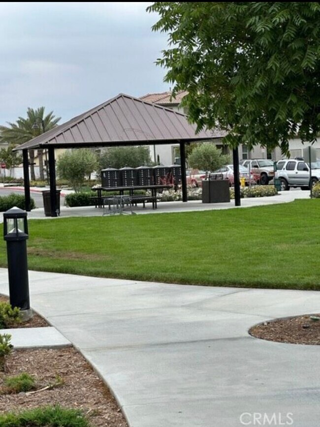 Building Photo - 30474 Downtown Way