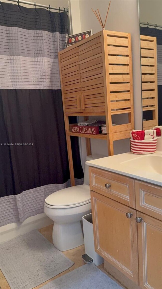 Building Photo - 1923 Harbor View Cir