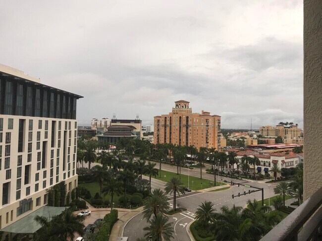 Building Photo - 550 Okeechobee Blvd