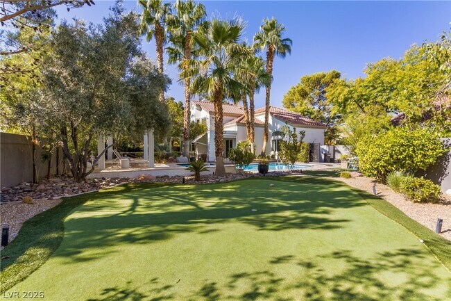 Building Photo - 9301 St James Cir