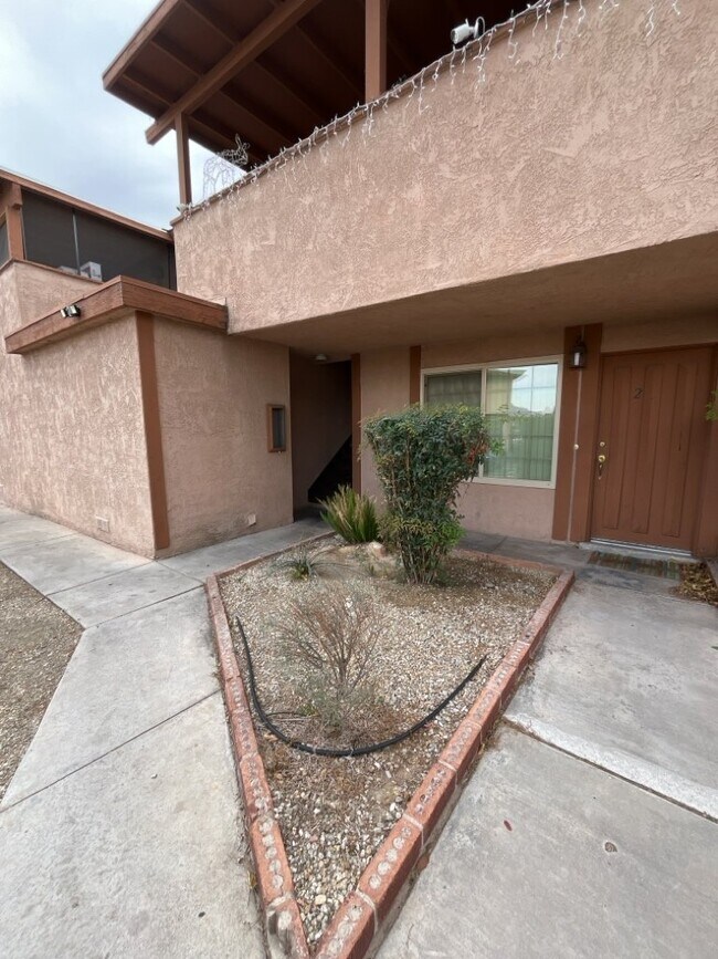 Building Photo - 2753 Kline Cir