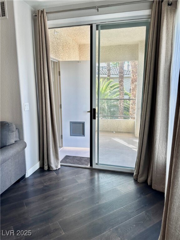 Building Photo - 7119 S Durango Dr