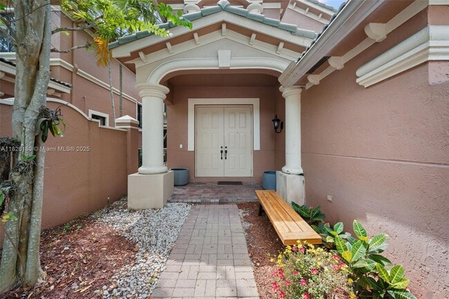 Building Photo - 2876 Kinsington Cir