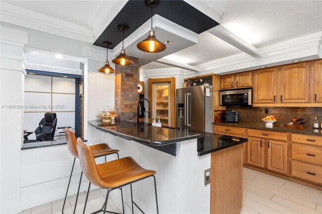 Building Photo - 7225 Coldstream Dr