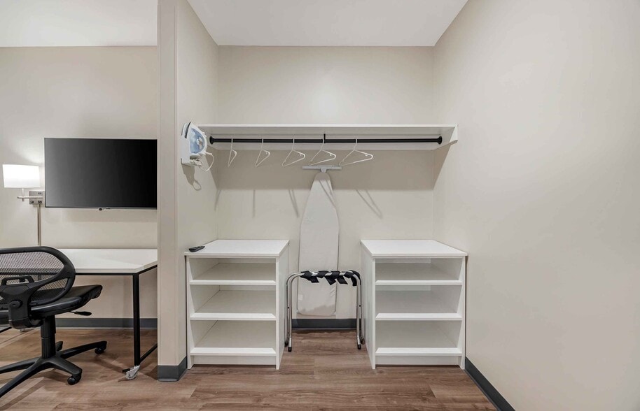 Building Photo - Furnished Studio-Smyrna - Murfreesboro