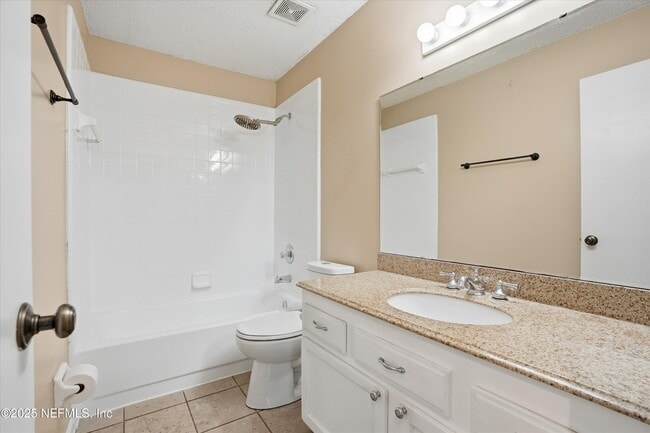 Building Photo - 4088 Laurelwood Dr