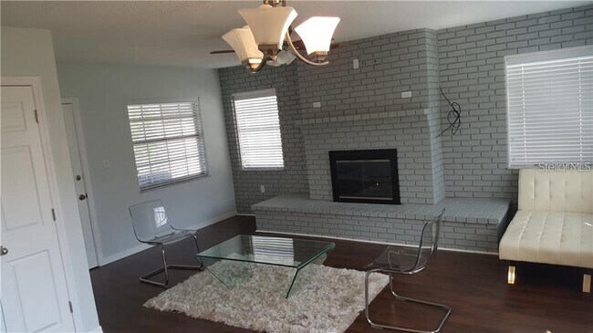 Building Photo - 353 Shirley Ave