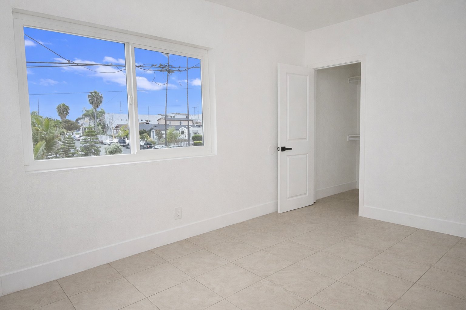 Building Photo - 2096 Franklin Ave