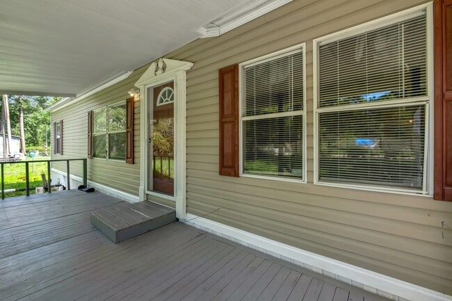 Building Photo - 3399 Whipporwill Dr