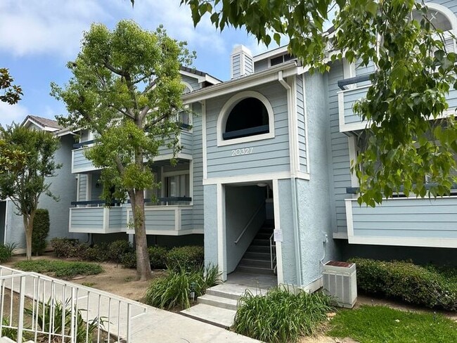 Primary Photo - Beautiful 2 bd 2 ba Condo Santa Clarita