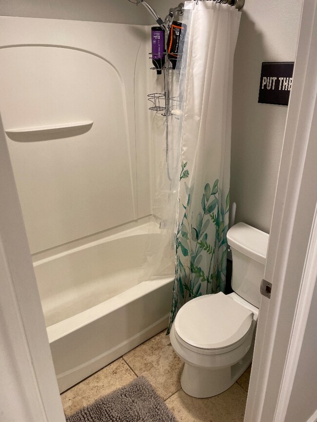 Building Photo - 7335 S Springcrest Ct