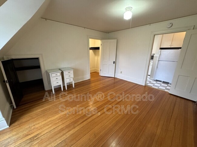 Building Photo - 1238 Wood Ave