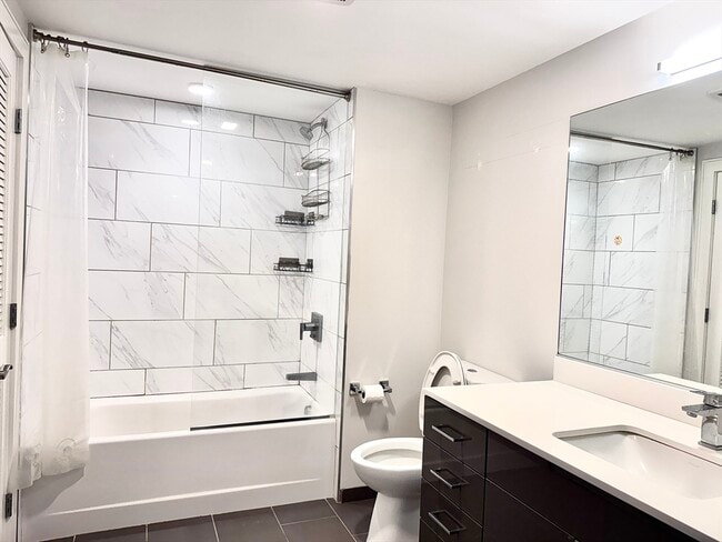 Building Photo - 262 Monsignor O'Brien Hwy