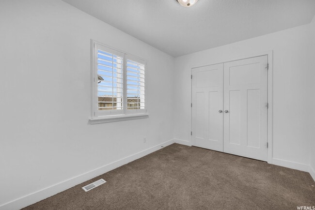 Building Photo - 619 Shay Ln