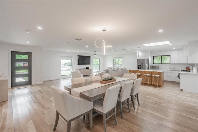 Building Photo - 3641 Timberview Rd