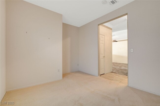 Building Photo - 576 Carmel Mesa Dr