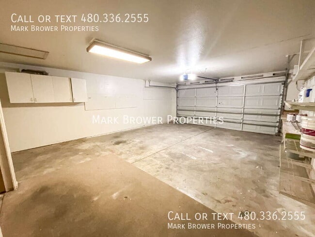 Building Photo - 2301 E Folley St