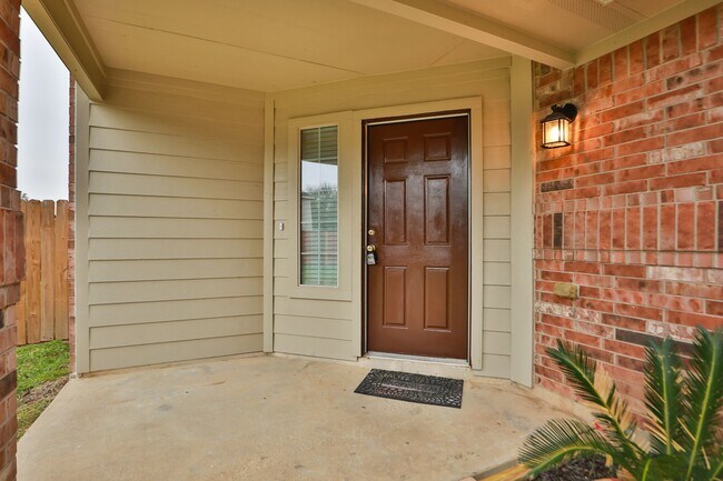 Building Photo - 12846 Colony Heath Ln