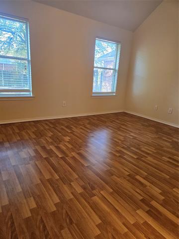 Building Photo - 10608 Red Cedar Dr