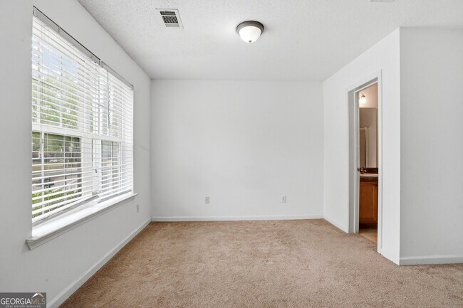 Building Photo - 5497 Festival Ave