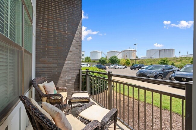 Building Photo - 1638 54th Ave N