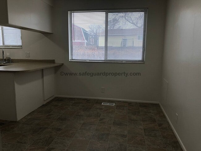 Building Photo - Charming 3 Bedroom Home in Taylorsville