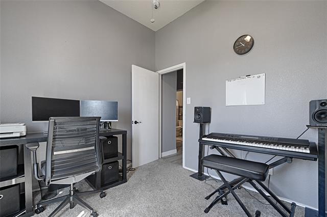 Building Photo - 903 Gillon Dr