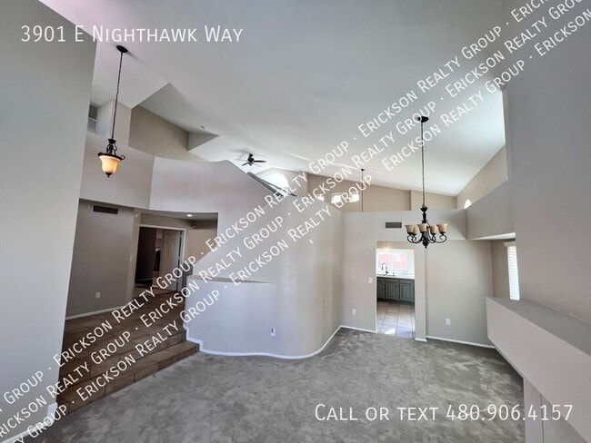 Building Photo - 3901 E Nighthawk Wy