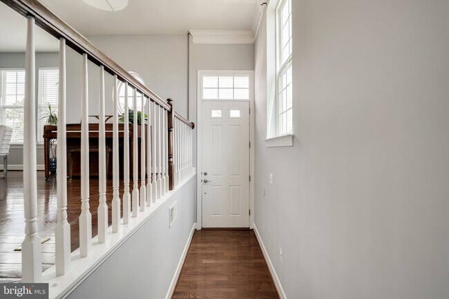 Building Photo - 6262 Summit Point Ct