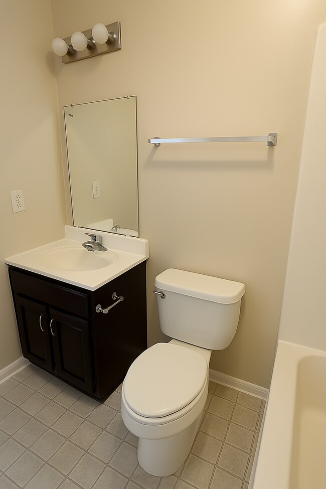 Building Photo - Two bedroom, 1 bath apartment in Haw River...