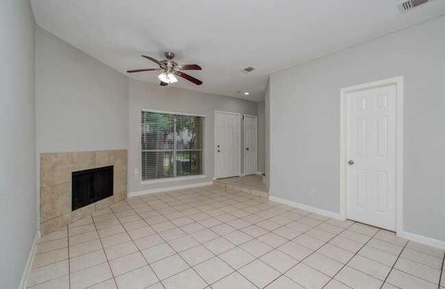 Building Photo - 12697 Briar Patch Dr