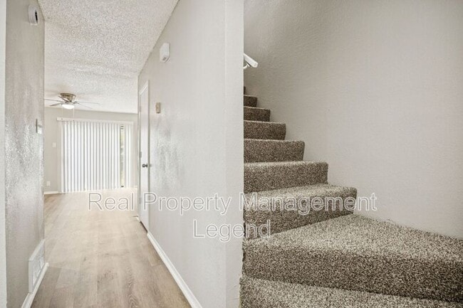 Building Photo - 8109 Silver Creek Rd