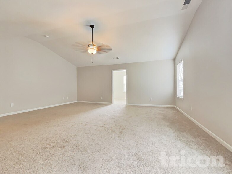 Building Photo - 4042 Plymouth Rock Drive