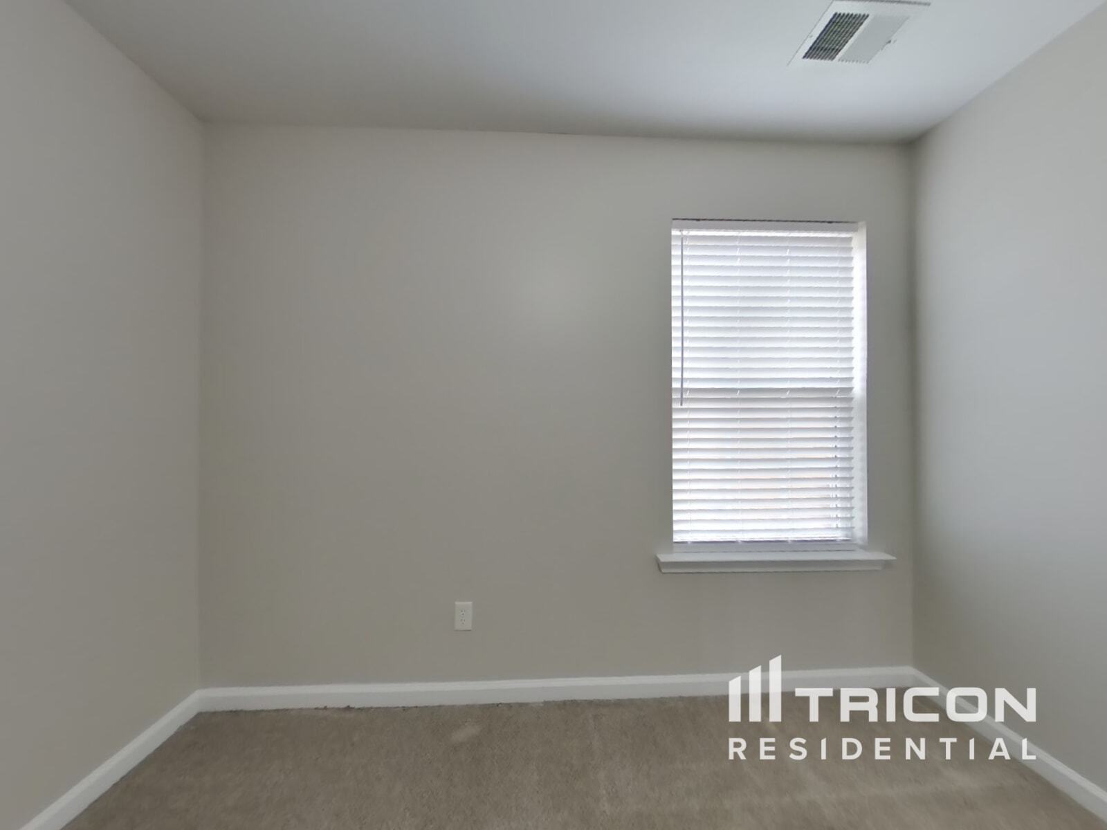 Building Photo - 247 Augusta Woods Dr