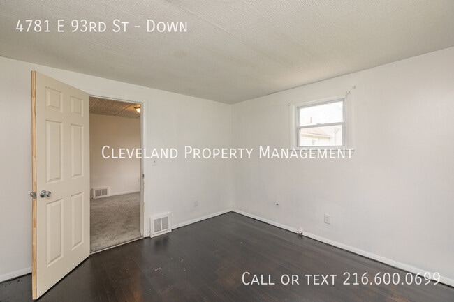 Building Photo - 4781 E 93rd St