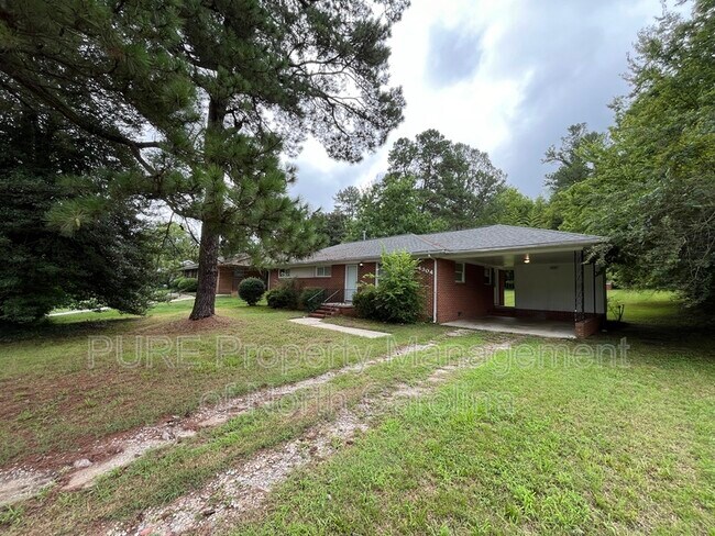Building Photo - 4304 Wedgewood Dr