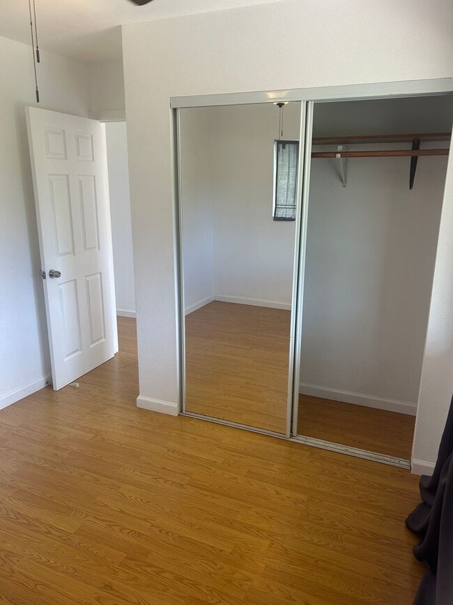 Building Photo - 3bd/2ba unit on Poipu Rd