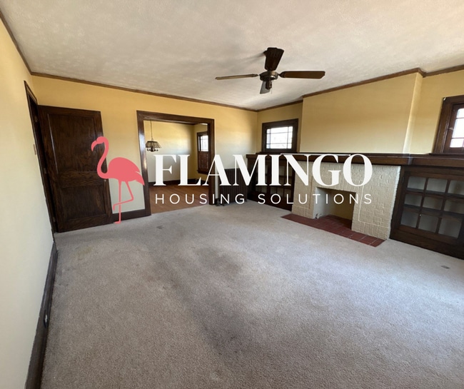 Building Photo - “Massive 8-Bedroom Home in Dayton – Rare Multi-Level Living Space”