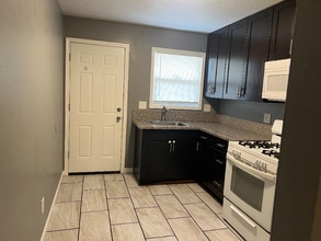 Building Photo - 3112 N 51st Terrace