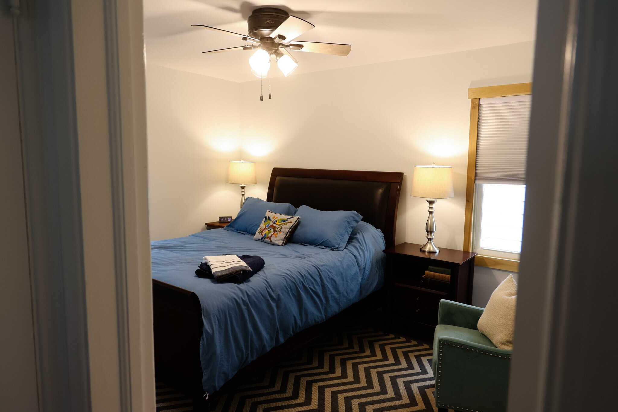 Building Photo - 5106 Rosslyn Ave