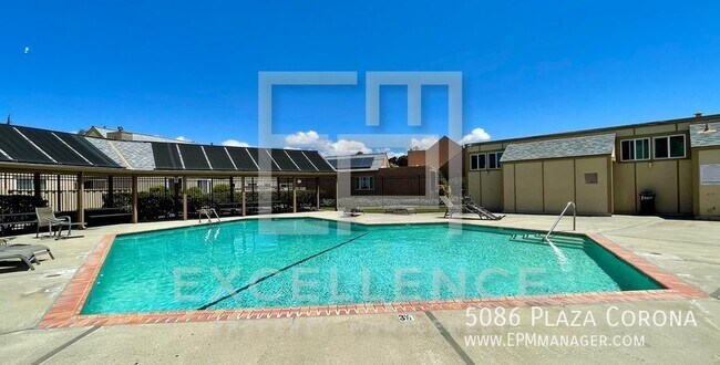 Building Photo - 5086 Plaza Corona
