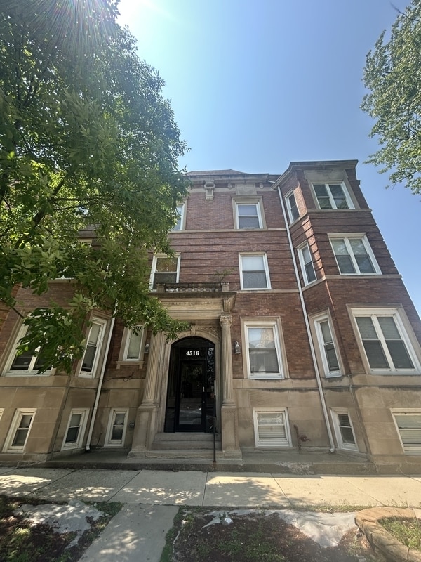 Building Photo - 4518 S Vincennes Ave