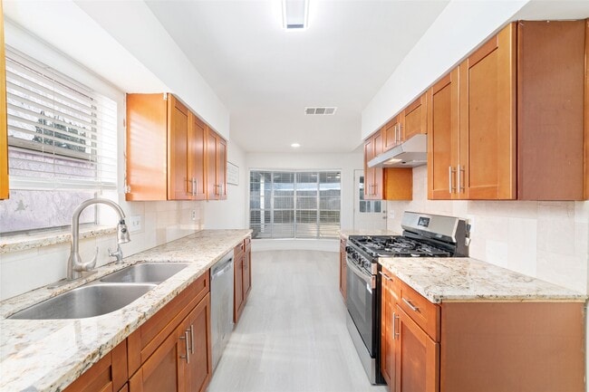 Building Photo - 11222 Sandstone St