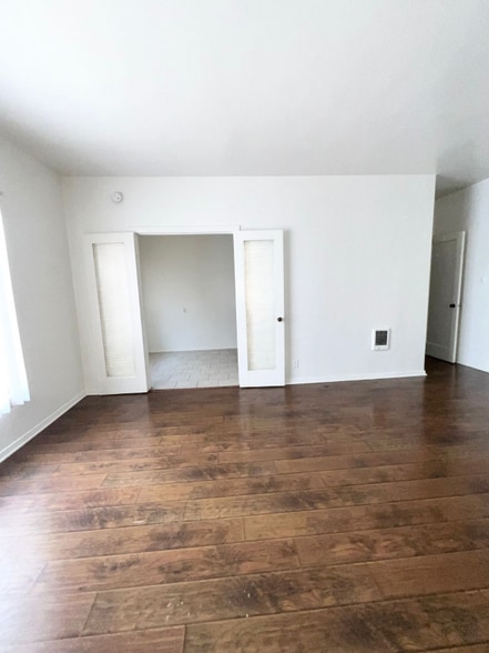 Building Photo - 615 Normandie Ave