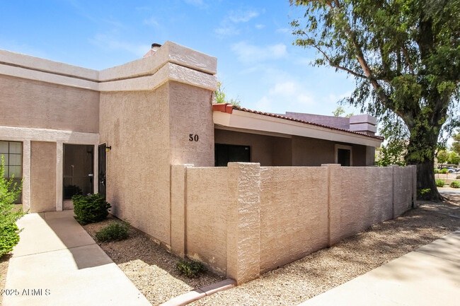 Primary Photo - 1976 N Lemon Tree Ln
