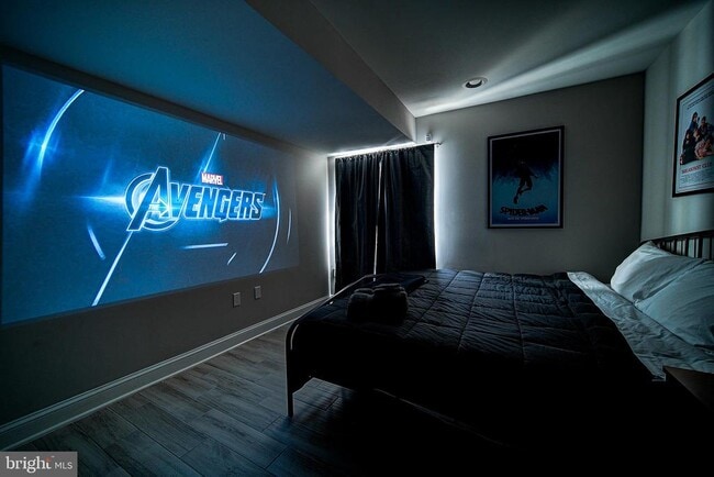 Building Photo - 1513 S Lambert St