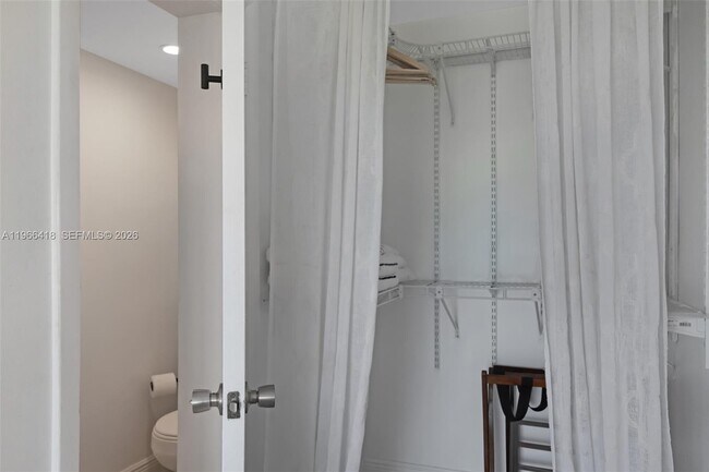 Building Photo - 5781 Biscayne Blvd