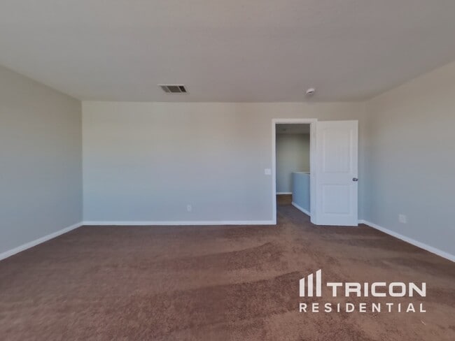 Building Photo - 13052 Cerritos Ct