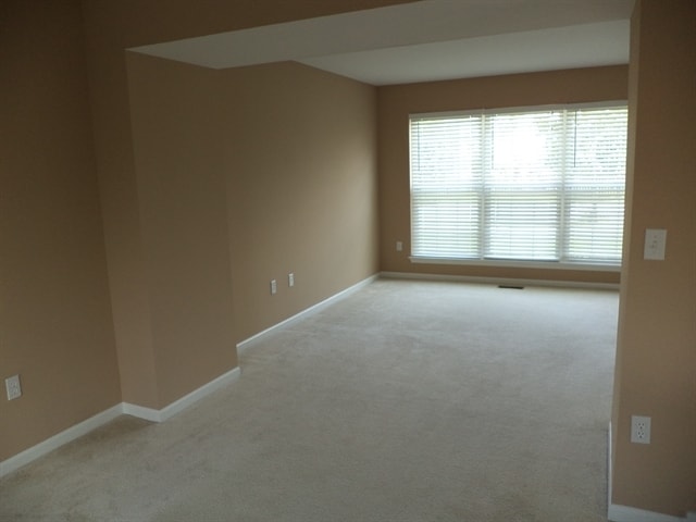 Building Photo - 6408 111th Ave